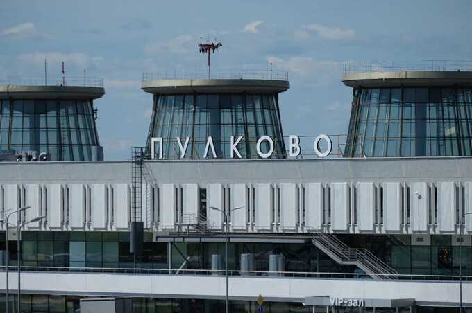 В питерском аэропорту Пулково задержали экс-заключенного с мефедроном и α-PVP